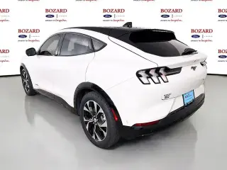 Ford Mustang Mach-E 2023 AWD Premium 4 puertas SUV