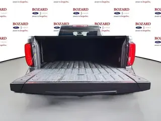 GMC Sierra 1500 Limited 2022 4x4 AT4 4 puertas Cabina Crew 5.8 pies. SB