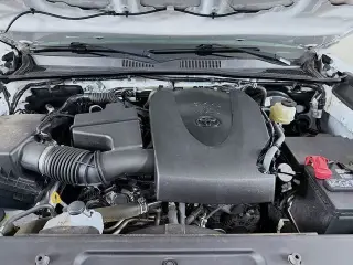 Toyota Tacoma 2022 4x2 TRD Todo Terreno 4p Doble Cab 5.0 ft SB