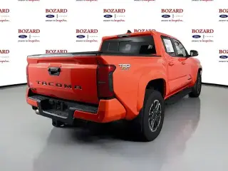 Toyota Tacoma 2024 4x4 TRD Sport 4p Doble Cab 6.1 ft LB