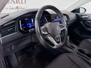 Volkswagen Jetta 2022 SE 4p Sedán