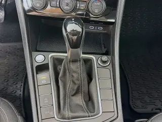 Volkswagen Jetta 2022 SE 4p Sedán