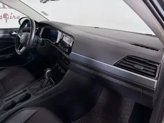Volkswagen Jetta 2022 SE 4p Sedán