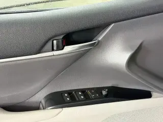 Toyota Camry 2019 LE 4p Sedán