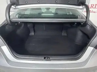 Toyota Camry 2019 LE 4p Sedán