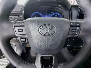 Toyota Camry 2026 LE 4p Sedan