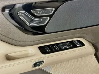 Lincoln Aviator 2023 Standard 4p SUV