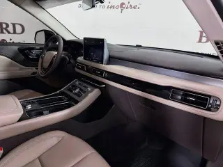 Lincoln Aviator 2023 Standard 4p SUV