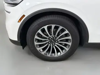 Lincoln Aviator 2023 Standard 4p SUV