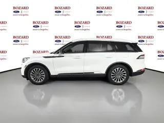 Lincoln Aviator 2023 Standard 4p SUV