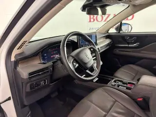 Lincoln Corsair 2023 AWD Reserve 4dr SUV