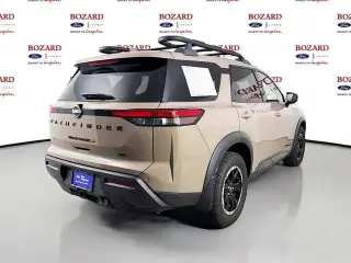 Nissan Pathfinder 2025 AWD Rock Creek 4p SUV