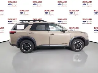 Nissan Pathfinder 2025 AWD Rock Creek 4p SUV