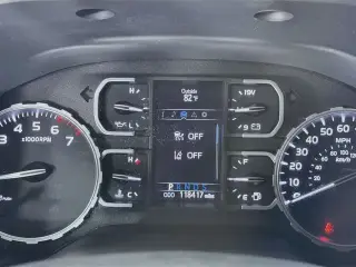 Toyota Tundra 2018 4x4 SR 4p Doble Cabina Camioneta LB (5.7L V8 FFV)