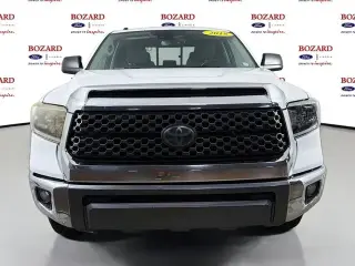 Toyota Tundra 2018 4x4 SR 4p Doble Cabina Camioneta LB (5.7L V8 FFV)