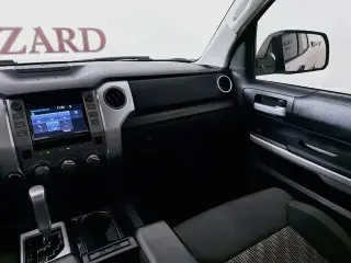 Toyota Tundra 2018 4x4 SR 4p Doble Cabina Camioneta LB (5.7L V8 FFV)