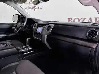 Toyota Tundra 2018 4x4 SR 4p Doble Cabina Camioneta LB (5.7L V8 FFV)