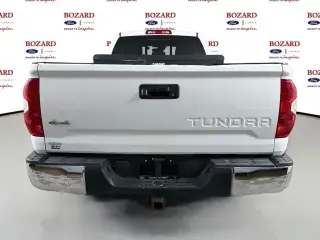 Toyota Tundra 2018 4x4 SR 4p Doble Cabina Camioneta LB (5.7L V8 FFV)