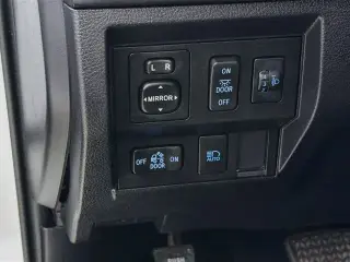 Toyota Tundra 2020 4x4 SR 4dr Double Cab Pickup LB