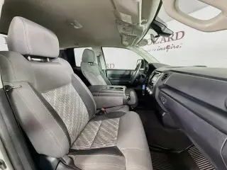 Toyota Tundra 2020 4x4 SR 4dr Double Cab Pickup LB