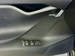 Tesla Model S 2014 AWD P85D 4dr Liftback