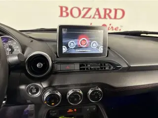 Mazda MX-5 Miata RF 2017 Gran Turismo 2p Convertible 6M