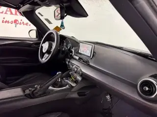 Mazda MX-5 Miata RF 2017 Gran Turismo 2p Convertible 6M