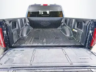 Ford F-150 2024 4x4 Lariat 4p SuperCrew 5.5 ft. CB