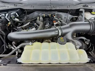 Ford F-150 2024 4x4 Lariat 4p SuperCrew 5.5 ft. CB