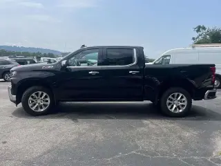 Chevrolet Silverado 1500 2021 4x4 LTZ 4p Camioneta de Tripulación