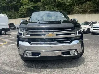 Chevrolet Silverado 1500 2021 4x4 LTZ 4p Camioneta de Tripulación