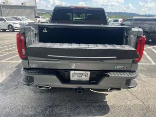 GMC Sierra 1500 2020 4x4 AT4 4p. Cabina Doble Estándar 5.8 pies CB