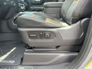 GMC Sierra 1500 2020 4x4 AT4 4p. Cabina Doble Estándar 5.8 pies CB