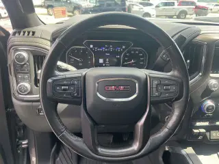 GMC Sierra 1500 2020 4x4 AT4 4p. Cabina Doble Estándar 5.8 pies CB