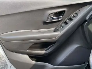 Chevrolet Trax 2021 LS 4p Crossover