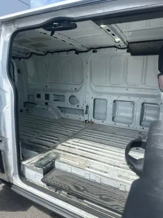 Ford Transit 2018 250 3 puertas LWB Techo Bajo Furgón de Carga con Puertas Laterales 60/40