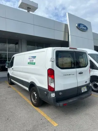 Ford Transit 2018 250 3 puertas LWB Techo Bajo Furgón de Carga con Puertas Laterales 60/40