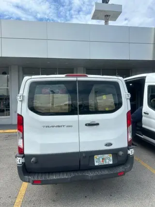 Ford Transit 2018 250 3 puertas LWB Techo Bajo Furgón de Carga con Puertas Laterales 60/40