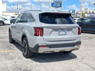 Kia Sorento 2025 S 4p SUV