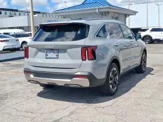 Kia Sorento 2025 S 4p SUV