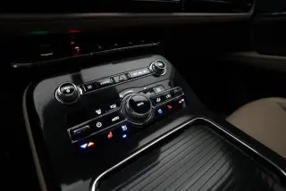 Lincoln Nautilus 2023 AWD Reserve 4 puertas SUV