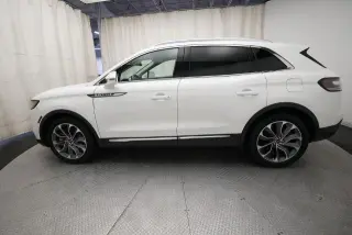 Lincoln Nautilus 2023 AWD Reserve 4 puertas SUV