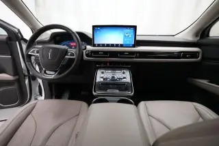 Lincoln Nautilus 2023 AWD Reserve 4 puertas SUV