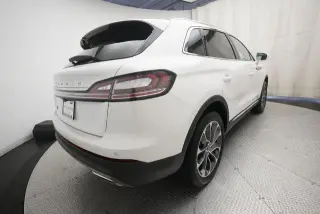 Lincoln Nautilus 2023 AWD Reserve 4 puertas SUV