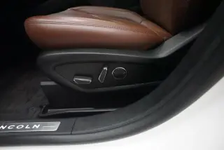 Lincoln Nautilus 2023 AWD Reserve 4 puertas SUV