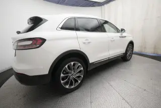 Lincoln Nautilus 2023 AWD Reserve 4 puertas SUV