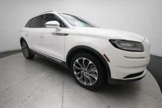 Lincoln Nautilus 2023 AWD Reserve 4 puertas SUV