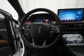 Lincoln Nautilus 2023 AWD Reserve 4 puertas SUV