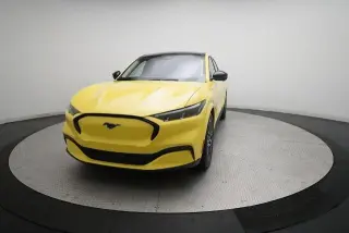 Ford Mustang Mach-E 2025 AWD Premium 4 puertas SUV