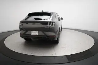 Ford Mustang Mach-E 2023 AWD GT 4 puertas SUV